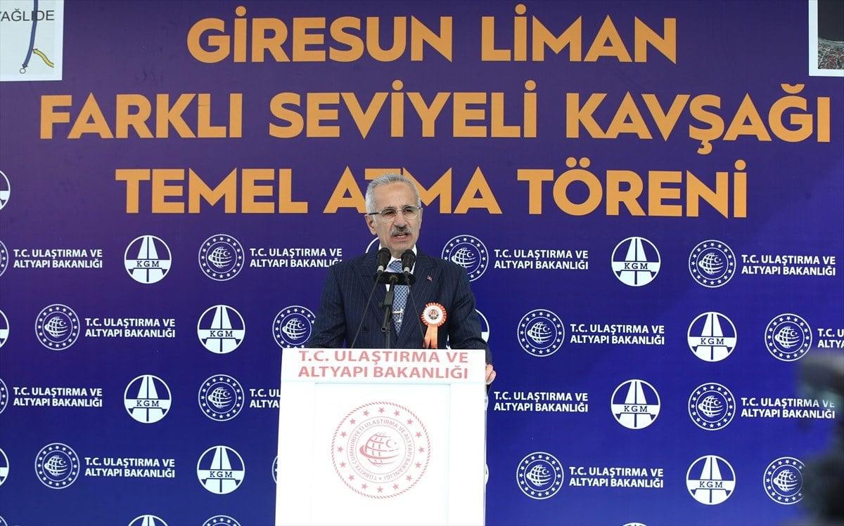 1710017126 558 Giresun Liman Farkli Seviyeli Kavsaginin temel atma toreni yapildi