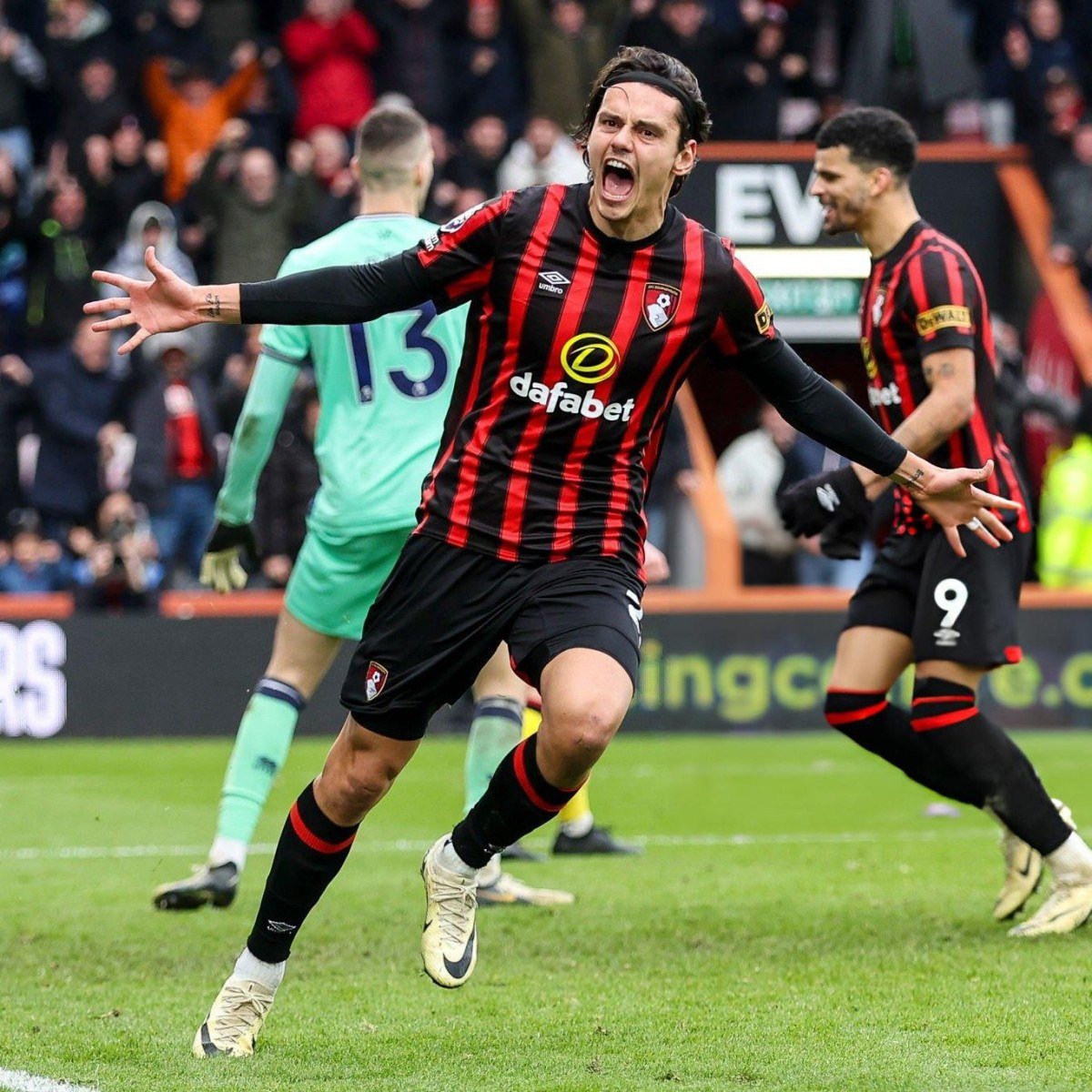 1710043881 134 Enes Unaldan ilk gol Bournemouth 1 puani son dakikada aldi