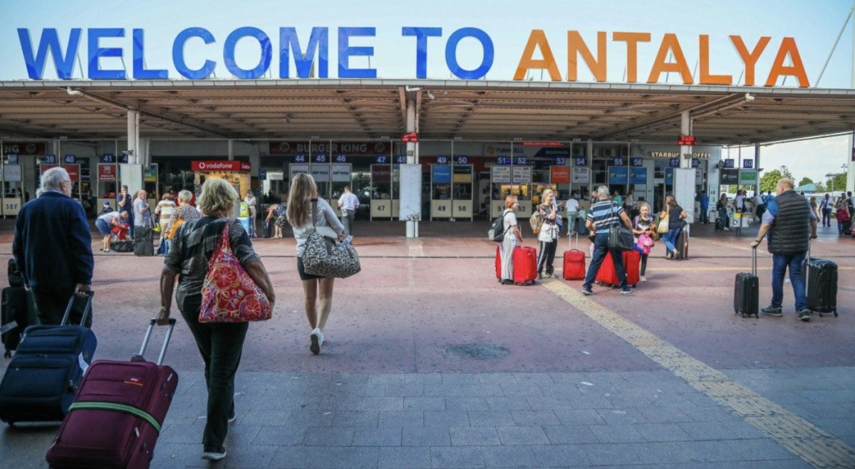 1710675202 409 Antalya sezona hazirlaniyor Simdiden 15 milyonu askin Alman rezervasyon yaptirdi