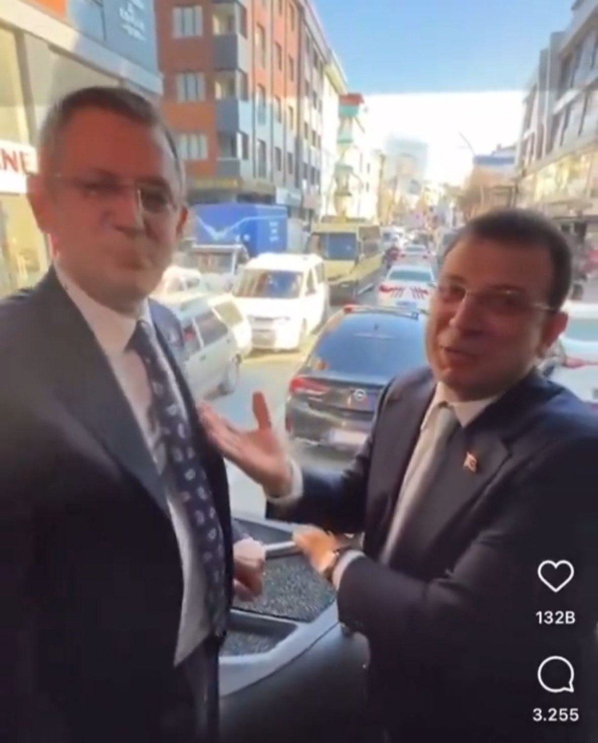 CHPde cift baslilik Genel Baskanim diye seslenen CHPliye Ekrem Imamoglu