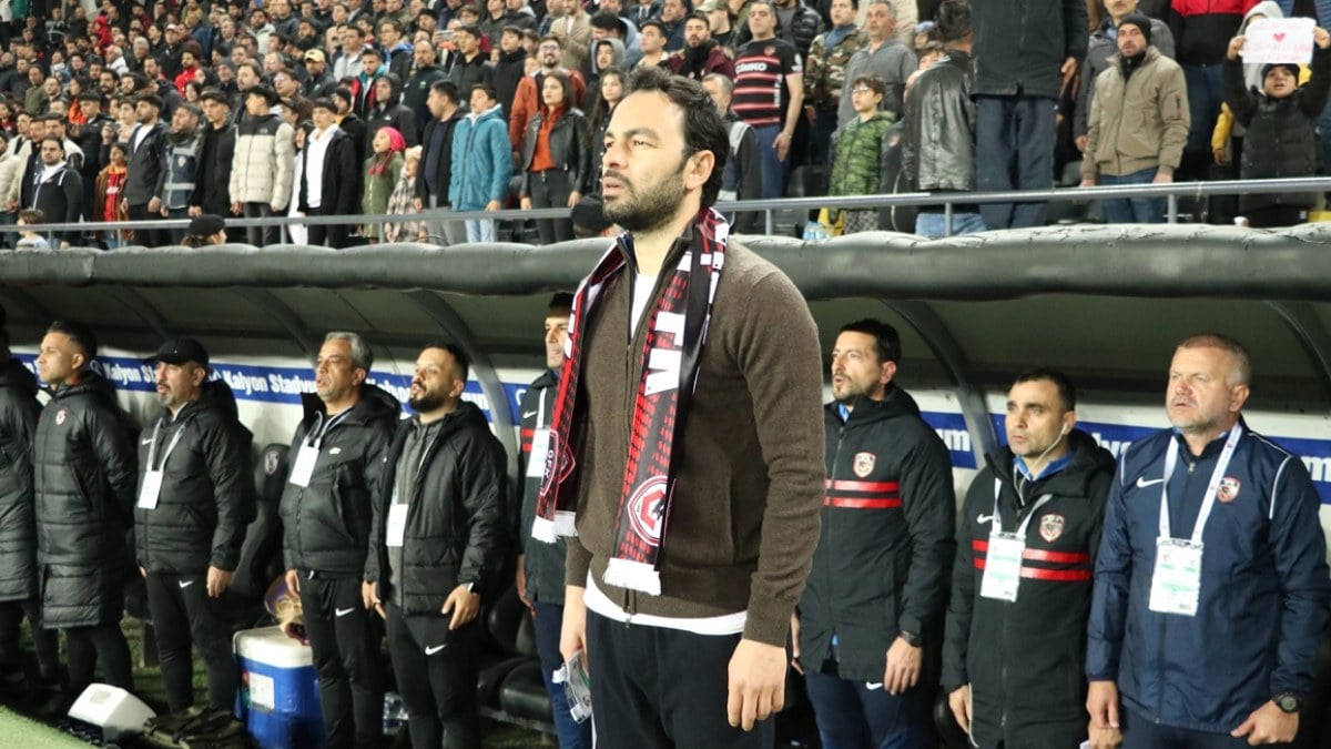 Gaziantep FK ile ilk macina cikan Selcuk Inan Amacimiz ligde