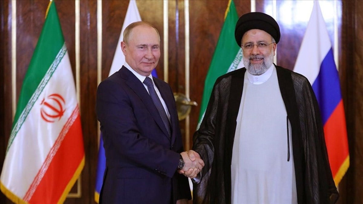 1713290622 288 Rusya Devlet Baskani Putin Iran Cumhurbaskani Reisi ile gorustu