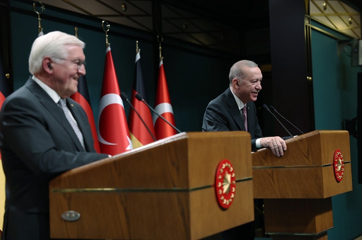 1713967351 835 Cumhurbaskani Erdogan ve Steinmeiere doner sorusu soruldu Herhalde Istanbulda bitirildi