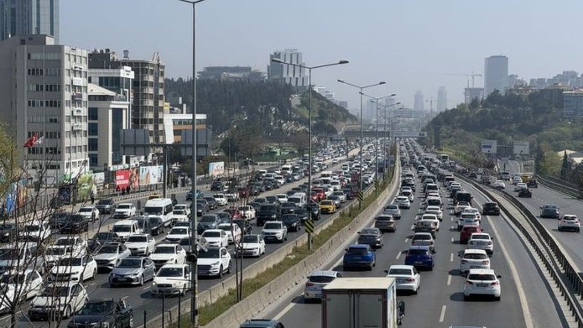 Istanbul trafiginde sasirtan yogunluk Yuzde 60i gordu