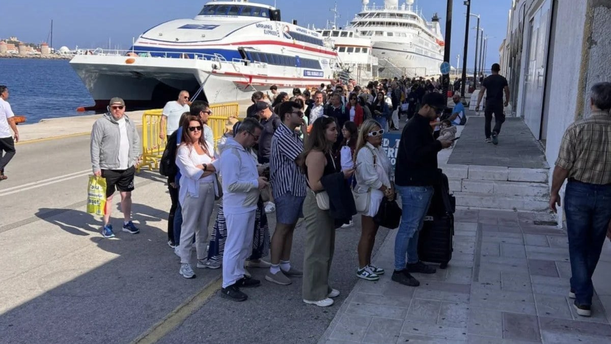 Yunan adalarina Turk turist akini 20 bin kisi gitti