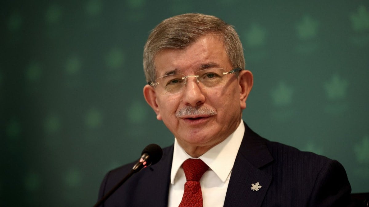 1714976801 703 Ahmet Davutoglu 2028de Cumhurbaskani adayi olacagim